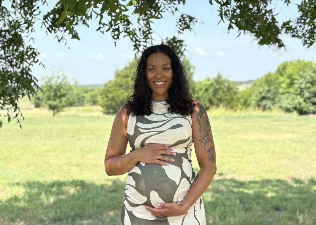 Surrogate mother fights intended parents forcing her to abort baby with heart condition IMG_4743